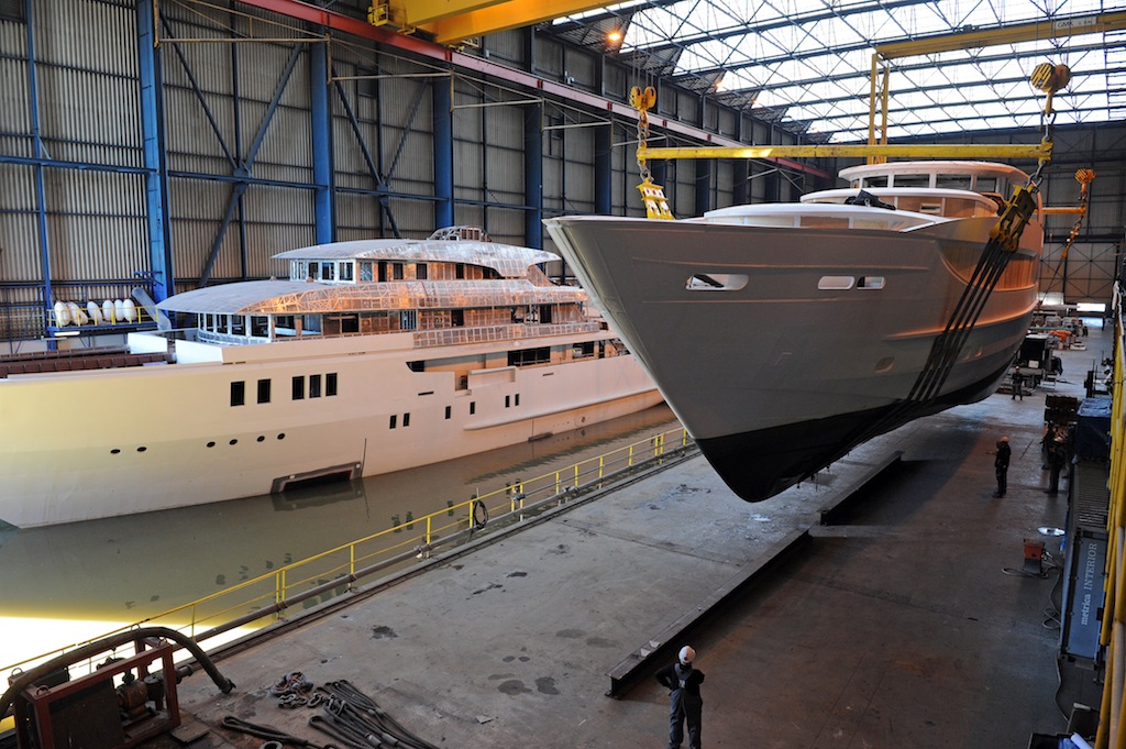 yacht refit service